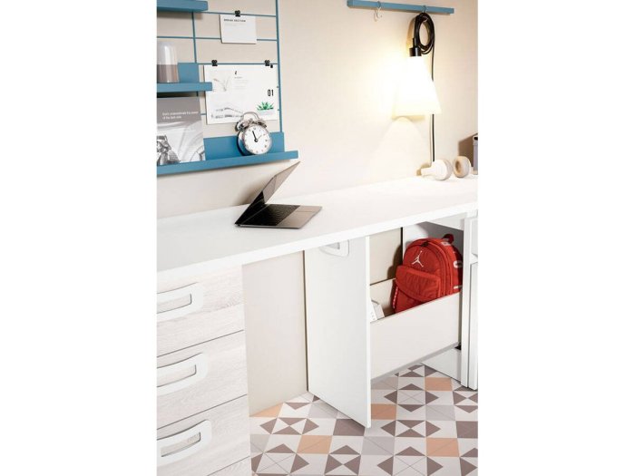 Mesa de estudio con arcón Bon