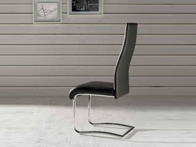 Silla de respaldo alto Geno en negro