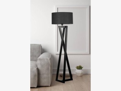 Lampara de pie en negro modelo NOIR